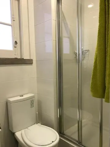 Romantic 1 Bedroom Apartment At Roma Avenue - 1C Lisbon