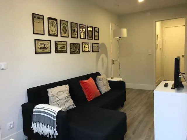 Romantic 1 Bedroom Apartment At Roma Avenue - 1C Lisbon 0*,  Portugal